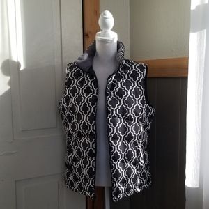 Back and white puffer vest